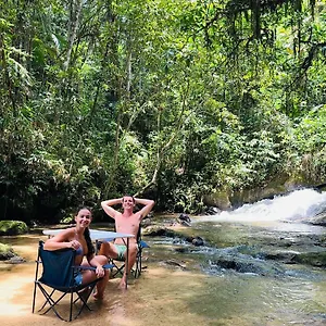  Casa de Férias Com Cachoeira No Quintal